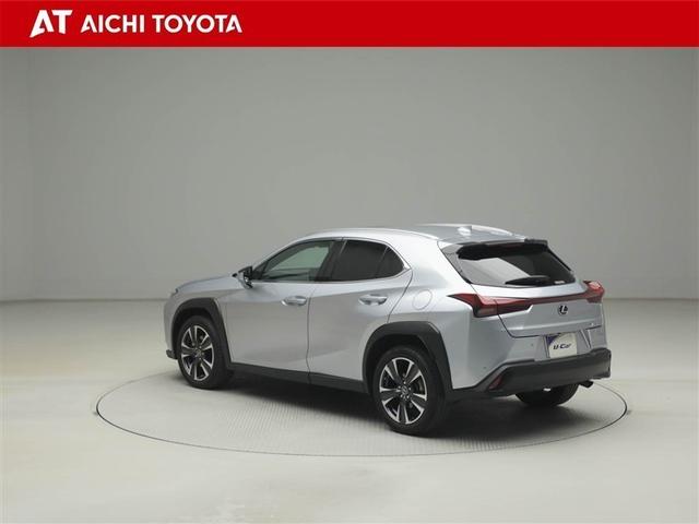 ＵＸ ＵＸ２５０ｈ　バージョンＬ　１００Ｖ電源　衝突軽減装置　Ｂカメラ　サンルーフ　レザーシート　ＥＴＣ　ＬＥＤヘッドライト　クルーズコントロール　ドラレコ　ミュージックプレイヤー接続可　エアバッグ　スマートキー　助手席エアバッグ（4枚目）