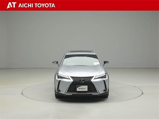 ＵＸ ＵＸ２５０ｈ　バージョンＬ　１００Ｖ電源　衝突軽減装置　Ｂカメラ　サンルーフ　レザーシート　ＥＴＣ　ＬＥＤヘッドライト　クルーズコントロール　ドラレコ　ミュージックプレイヤー接続可　エアバッグ　スマートキー　助手席エアバッグ（9枚目）