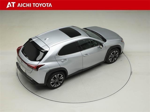 ＵＸ ＵＸ２５０ｈ　バージョンＬ　１００Ｖ電源　衝突軽減装置　Ｂカメラ　サンルーフ　レザーシート　ＥＴＣ　ＬＥＤヘッドライト　クルーズコントロール　ドラレコ　ミュージックプレイヤー接続可　エアバッグ　スマートキー　助手席エアバッグ（14枚目）