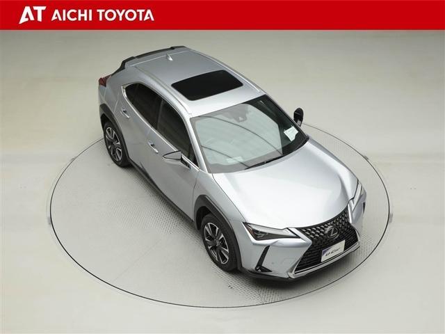 ＵＸ ＵＸ２５０ｈ　バージョンＬ　１００Ｖ電源　衝突軽減装置　Ｂカメラ　サンルーフ　レザーシート　ＥＴＣ　ＬＥＤヘッドライト　クルーズコントロール　ドラレコ　ミュージックプレイヤー接続可　エアバッグ　スマートキー　助手席エアバッグ（16枚目）