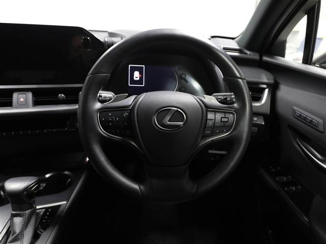 ＵＸ ＵＸ２５０ｈ　バージョンＬ　１００Ｖ電源　衝突軽減装置　Ｂカメラ　サンルーフ　レザーシート　ＥＴＣ　ＬＥＤヘッドライト　クルーズコントロール　ドラレコ　ミュージックプレイヤー接続可　エアバッグ　スマートキー　助手席エアバッグ（25枚目）