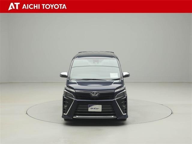 ヴォクシー ＺＳ　煌　地上デジタル　ＴＳＳ　両側パワードア　アイドリングストップ車　パワーウィンド　横滑防止　１オーナ　ＤＶＤ可　盗難防止装置　スマートエントリー　Ｂカメラ　ＡＵＸ　ＬＥＤヘッドライト　メモリーナビ　ＥＴＣ（9枚目）