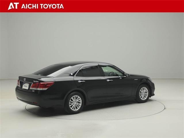 クラウンハイブリッド ロイヤルサルーン　１オーナー車　フルセグテレビ　Ｂカメラ　ＬＥＤヘッドランプ　ＤＶＤ再生機能　盗難防止システム　スマキー　オートクルーズコントロール　電動パワーシート　ＥＳＣ　ＥＴＣ付き　アルミホイール　エアコン　ＰＷ（6枚目）