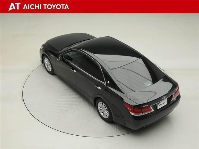 クラウンハイブリッド ロイヤルサルーン　１オーナー車　フルセグテレビ　Ｂカメラ　ＬＥＤヘッドランプ　ＤＶＤ再生機能　盗難防止システム　スマキー　オートクルーズコントロール　電動パワーシート　ＥＳＣ　ＥＴＣ付き　アルミホイール　エアコン　ＰＷ（12枚目）