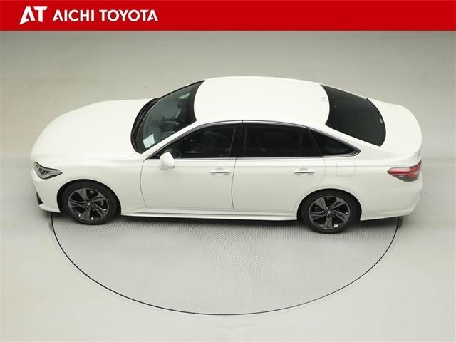 クラウンハイブリッド ＲＳ　リミテッド　ＬＥＤヘッドライト　サイドエアバッグ　１オーナー　盗難防止システム　Ｐシート　Ｂカメラ　エアバッグ　本革シート　ＤＶＤ　ＡＢＳ　クルーズコントロール　キーレス　フルセグ　スマートキー　アルミホイール（11枚目）