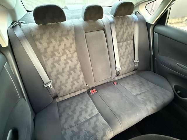 シルフィ 1.8 S メモリーナビ・TV・Bluetooth対応 リモコンキー ワンオーナー車 ナビ&TV マニュアルエアコン 定期点検記録簿 ワンセグTV パワーウインドウ パワーステアリング メモリーナビ エアバッグ ABS(16枚目)