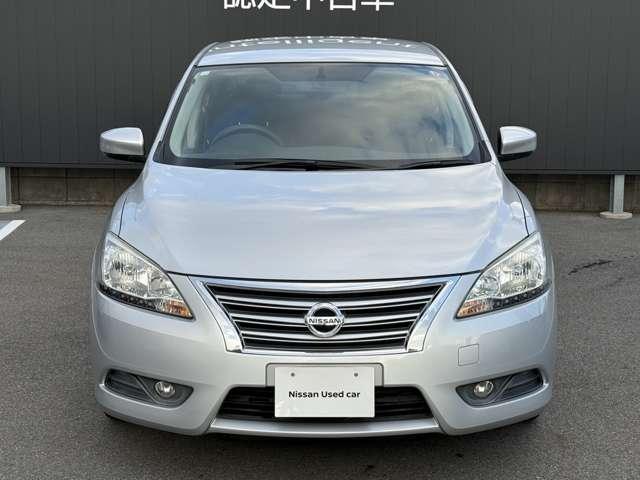 シルフィ 1.8 S メモリーナビ・TV・Bluetooth対応 リモコンキー ワンオーナー車 ナビ&TV マニュアルエアコン 定期点検記録簿 ワンセグTV パワーウインドウ パワーステアリング メモリーナビ エアバッグ ABS(19枚目)