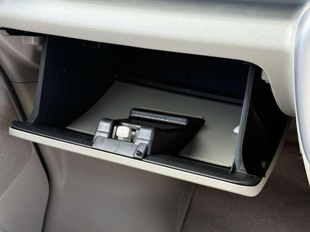 クリッパーリオ 660 E ハイルーフ 4WD ※雹害未使用車・シートヒーター・LEDオー 切替式4WD 衝突軽減 LEDヘッドライト 車線逸脱警報 スマートキー アイドリングストップ(14枚目)