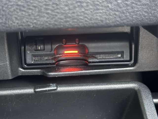 セレナ 2.0 ハイウェイスター 4WD プロパイロット・シートヒーター・大画面ナ Bモニター レーダークルコン 全周囲カメラ I-STOP LED 定期点検記録簿 1オーナー アルミホイール ドラレコ メモリーナビ スマートキー 両側パワースライドドア ETC オートエアコン(14枚目)