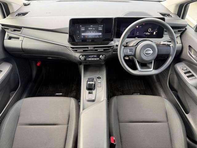 ノート １．２　Ｓ　ディスプレイオーディオ・全周囲カメラ・Ｂｌ　軽減ブレーキ　３６０°カメラ　ワンオーナー　ＬＤＷ　バックカメラ　サイドカメラ　インテリキー　イモビライザー　整備点検記録簿　ＥＴＣ　オートエアコン　サイドエアバッグ　パワーウインドウ　リモコンキー（4枚目）