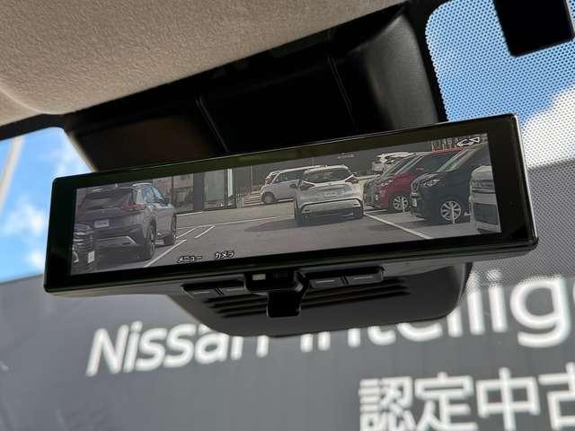 ノート １．２　Ｓ　ディスプレイオーディオ・全周囲カメラ・Ｂｌ　軽減ブレーキ　３６０°カメラ　ワンオーナー　ＬＤＷ　バックカメラ　サイドカメラ　インテリキー　イモビライザー　整備点検記録簿　ＥＴＣ　オートエアコン　サイドエアバッグ　パワーウインドウ　リモコンキー（13枚目）