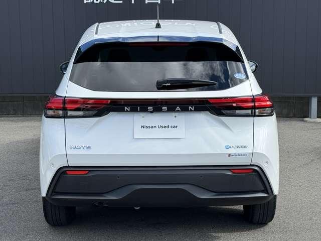 ノート １．２　Ｓ　ディスプレイオーディオ・全周囲カメラ・Ｂｌ　軽減ブレーキ　３６０°カメラ　ワンオーナー　ＬＤＷ　バックカメラ　サイドカメラ　インテリキー　イモビライザー　整備点検記録簿　ＥＴＣ　オートエアコン　サイドエアバッグ　パワーウインドウ　リモコンキー（19枚目）