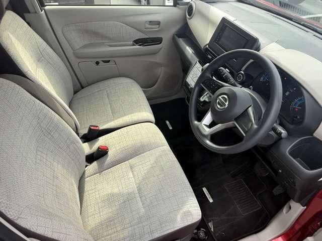 デイズ ６６０　Ｘ　ディスプレイオーディオ・バックカメラ・Ｂｌ　踏み間違え防止　スマートキー　バックカメラ　１オーナー　レーンキープ　アイドリングストップ　キーレス　フルオートエアコン　ＷＡＢ　記録簿　運転席エアバック　サイドエアバッグ　ＰＳ　アルミホイール（5枚目）