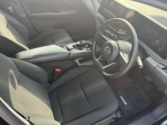 ノート 1.2 X メーカーナビ・全周囲カメラ・HDMI接続・Bl リアカメラ 衝突被害軽減ブレ-キ 全方位カメラ ETC付 アルミ LEDヘッドライト レーンアシスト インテリジェントキー ワンオーナー ドラレコ 整備記録簿 盗難防止システム ワンセグTV TVナビ(5枚目)