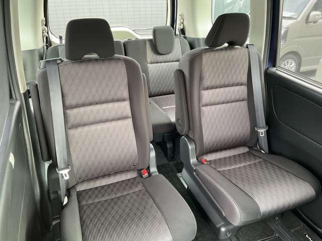 セレナ ｅ－ＰＯＷＥＲハイウェイスターＶ　プロパイロット・大画面ナビ　３６０°カメラ　エマジェンシーブレーキ　１オナ　スマキー　バックカメラ　レーンアシスト　点検記録簿付　ＥＴＣ　ドラレコ　サイドカーテンエアバック　フルオートエアコン　アルミホイール　エアバック　ＡＢＳ（19枚目）