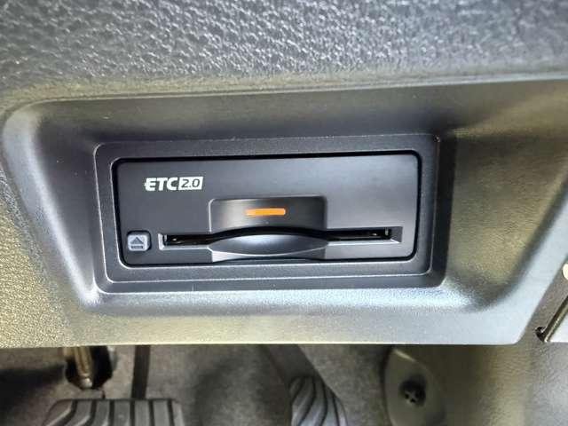 セレナ ２．０　ハイウェイスターＶ　※雹害未使用車・プロパイロット・日産ナビ　Ｗ電動スライド　レーダークルコン　レーンアシスト　ＬＥＤランプ　ＥＴＣ装備　カーテンエアバッグ　アルミホイール　キーフリー　メモリ－ナビ　ナビＴＶ　エアコン　ドラレコ　ワンセグＴＶ　バックカメラ　禁煙（12枚目）