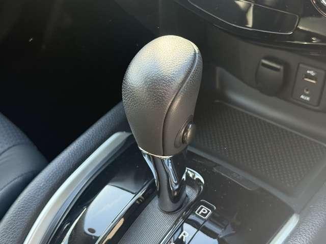 エクストレイル 20Xt ブラック エクストリーマーX エマブレ付き 4WD LDW アラウンドビューM 記録簿 踏み間違い防止 1オナ オートクルーズ アイドリングストップ LEDヘッド インテリキー Bカメラ ワンセグTV ETC ナビTV 4WD アルミホイール キーレス(11枚目)