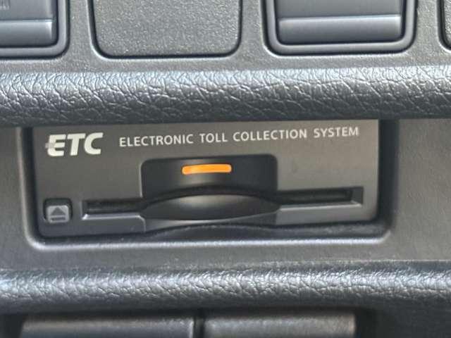 エクストレイル 20Xt ブラック エクストリーマーX エマブレ付き 4WD LDW アラウンドビューM 記録簿 踏み間違い防止 1オナ オートクルーズ アイドリングストップ LEDヘッド インテリキー Bカメラ ワンセグTV ETC ナビTV 4WD アルミホイール キーレス(16枚目)