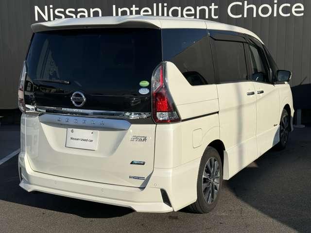 セレナ ハイウェイスター　両側電動ドア・後席オートエアコン・ナビ　寒冷地　スマートキー＆プッシュスタート　メモリーナビゲーション　１オーナー　ＬＥＤ　キーレス　ナビＴＶ　点検記録簿　ＥＴＣ車載器　Ｐアシスト　ダブルエアバック　ワンセグテレビ　アルミホイル　ＡＢＳ（3枚目）