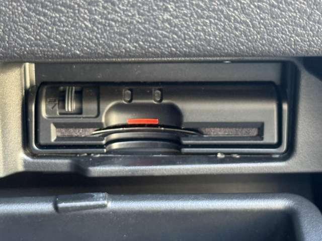 セレナ ハイウェイスター　両側電動ドア・後席オートエアコン・ナビ　寒冷地　スマートキー＆プッシュスタート　メモリーナビゲーション　１オーナー　ＬＥＤ　キーレス　ナビＴＶ　点検記録簿　ＥＴＣ車載器　Ｐアシスト　ダブルエアバック　ワンセグテレビ　アルミホイル　ＡＢＳ（12枚目）