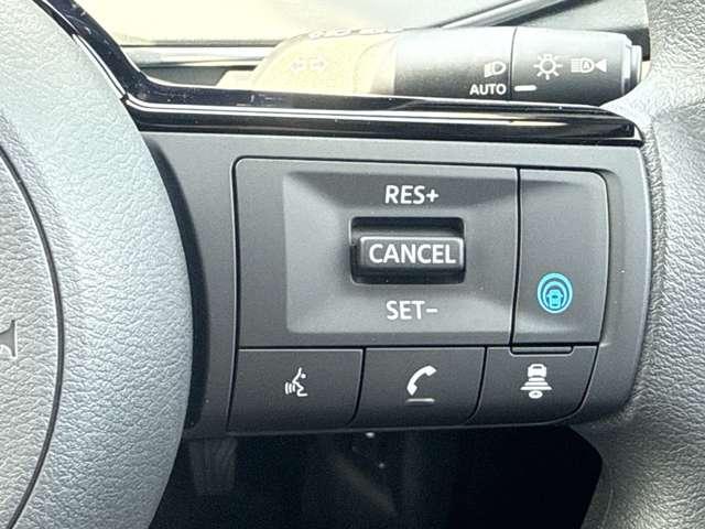 ノート １．２　Ｘ　※雹害未使用車・プロパイロット・日産ナビ　リアカメラ　衝突被害軽減ブレ－キ　全方位カメラ　ＥＴＣ付　禁煙車　ＬＥＤヘッドライト　レーダークルーズ　レーンアシスト　インテリジェントキー　ワンセグＴＶ　ＴＶナビ　サイドカーテンエアバック　キーレス（14枚目）