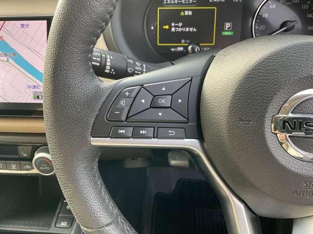 キックス １．２　Ｘ　ＦＯＵＲ　ツートーン　インテリアエディション（ｅ－ＰＯＷＥＲ）　４ＷＤ　内装ベージュツートン・大画面ナビ（ＭＭ３２０　アラウンドビュ－　ＬＥＤ　インテリキー　ワンオーナー　４ＷＤ　オートエアコン　ＥＴＣ　ドライブレコーダ　車線逸脱警報　アルミホイール　ナビＴＶ　メモリーナビ　踏み間違え防止（17枚目）