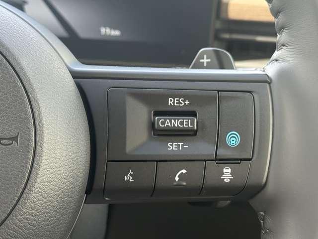 セレナ 2.0 ハイウェイスターV ※雹害未使用車・メーカーナビ・全周囲カメ W電動スライド レーダークルコン レーンアシスト LEDランプ ETC装備 カーテンエアバッグ アルミホイール キーフリー メモリ-ナビ ナビTV エアコン ドラレコ ワンセグTV バックカメラ 禁煙(15枚目)