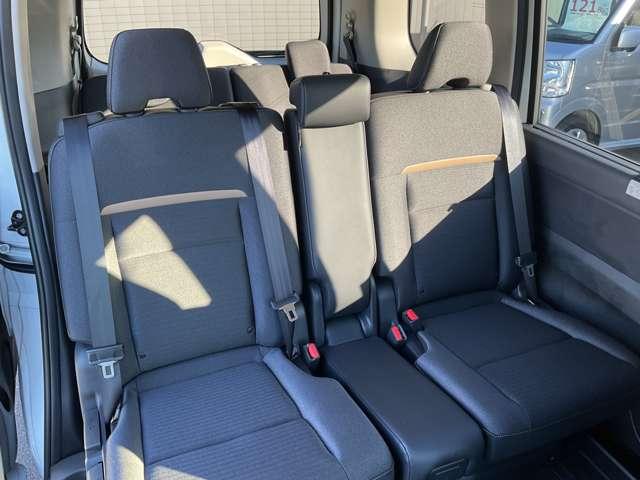 セレナ ハイウェイスターV ※雹害未使用車・プロパイロット・日産ナビ W電動スライド レーダークルコン レーンアシスト LEDランプ ETC装備 カーテンエアバッグ アルミホイール キーフリー メモリ-ナビ ナビTV エアコン ドラレコ ワンセグTV バックカメラ 禁煙(19枚目)