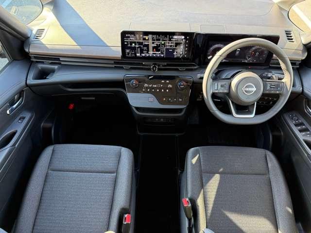 セレナ ハイウェイスターV プロパイロット・純正12.3インチナビ W電動スライド レーダークルコン レーンアシスト LEDランプ ワンオーナー車 ETC装備 カーテンエアバッグ アルミホイール キーフリー メモリ-ナビ ナビTV 記録簿 エアコン ドラレコ ABS(4枚目)