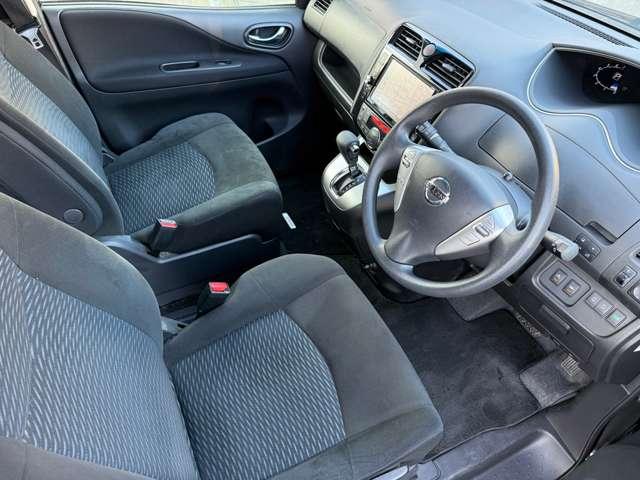 セレナ X Vセレクション+Safety S-HYBRID ナビ i-STOP 全周囲モニタ エマブレ クルコン 両側パワースライドドア 1オナ バックカメラ インテリキー ETC 記録簿 ナビTV パワーウィンドウ ワンセグ メモリーナビ ドラレコ ABS(5枚目)