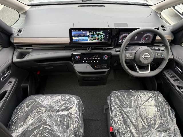 セレナ ２．０　ハイウェイスターＶ　※雹害未使用車・１２．３インチメーカーナビ・　Ｗ電動スライド　レーダークルコン　レーンアシスト　ＬＥＤランプ　ＥＴＣ装備　カーテンエアバッグ　アルミホイール　キーフリー　メモリ－ナビ　ナビＴＶ　エアコン　ワンセグＴＶ　バックカメラ　ＡＢＳ　禁煙（5枚目）