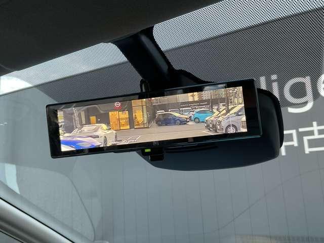 セレナ ２．０　ハイウェイスターＶ　※雹害未使用車・プロパイロット・全周囲カ　Ｗ電動スライド　レーダークルコン　レーンアシスト　ＬＥＤランプ　カーテンエアバッグ　アルミホイール　キーフリー　エアコン　バックカメラ　ＡＢＳ　禁煙　パワーウィンドウ　パワーステアリング　踏間違い防止（7枚目）