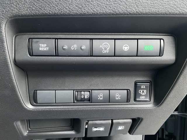 セレナ ２．０　ハイウェイスターＶ　※雹害未使用車・プロパイロット・全周囲カ　Ｗ電動スライド　レーダークルコン　レーンアシスト　ＬＥＤランプ　カーテンエアバッグ　アルミホイール　キーフリー　エアコン　バックカメラ　ＡＢＳ　禁煙　パワーウィンドウ　パワーステアリング　踏間違い防止（12枚目）