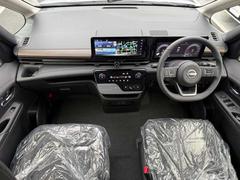 �����ؤ��礭�������볫��Ū�ʥǥ����󡣺�������ⴶ������������Ⱦ�����ˡ������������Ĥ�ޤ��� 5