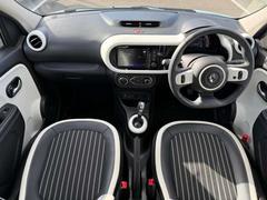 �����ؤ��礭�������볫��Ū�ʥǥ����󡣺�������ⴶ������������Ⱦ�����ˡ������������Ĥ�ޤ��� 4