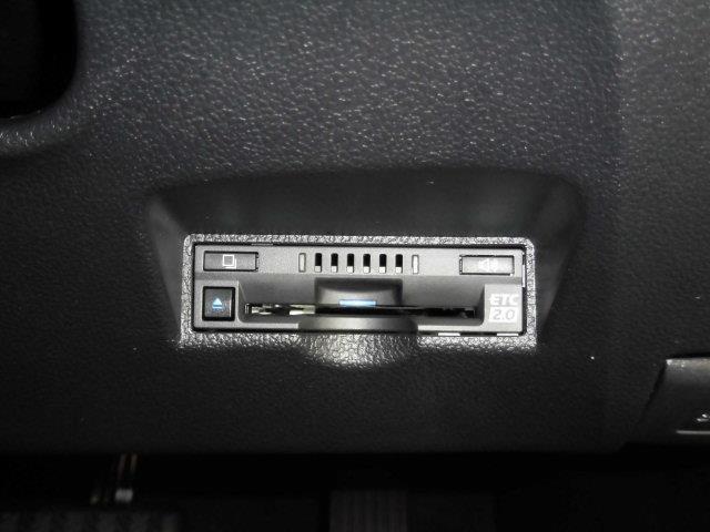 Aプレミアム 革シート サンルーフ フルセグ メモリーナビ ミュージックプレイヤー接続可 バックカメラ 衝突被害軽減システム ETC LEDヘッドランプ アイドリングストップ(8枚目)