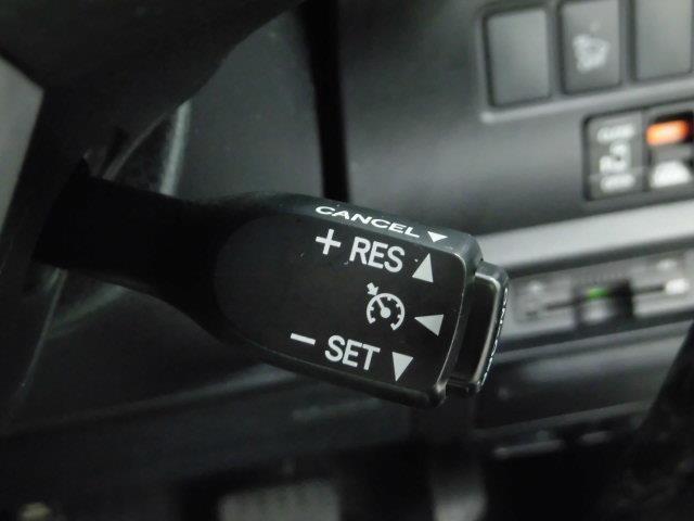 ハイブリッドGi フルセグ メモリーナビ DVD再生 ミュージックプレイヤー接続可 バックカメラ ETC 両側電動スライド LEDヘッドランプ 乗車定員7人 3列シート アイドリングストップ(17枚目)