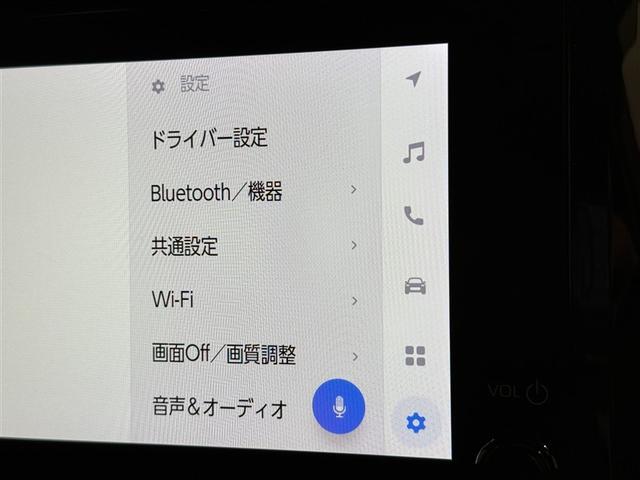 カローラツーリング ハイブリッド　ダブルバイビー　衝突被害軽減システム　フルセグ　バックカメラ　ＥＴＣ　ドラレコ　ミュージックプレイヤー接続可　オートクルーズコントロール　ＬＥＤヘッドランプ　スマートキー　キーレス　ハイブリッド（12枚目）