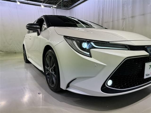 カローラツーリング ハイブリッド　ダブルバイビー　衝突被害軽減システム　フルセグ　バックカメラ　ＥＴＣ　ドラレコ　ＣＤ　ミュージックプレイヤー接続可　ＤＶＤ再生　オートクルーズコントロール　ＬＥＤヘッドランプ　スマートキー　キーレス　ハイブリッド（7枚目）