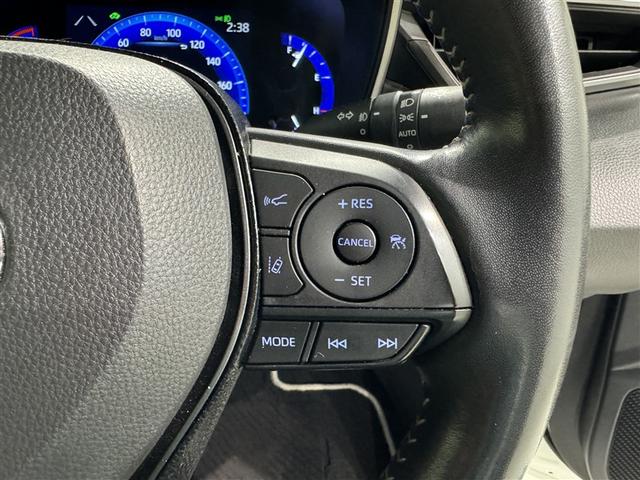 カローラツーリング ハイブリッド　ダブルバイビー　衝突被害軽減システム　フルセグ　バックカメラ　ＥＴＣ　ドラレコ　ＣＤ　ミュージックプレイヤー接続可　ＤＶＤ再生　オートクルーズコントロール　ＬＥＤヘッドランプ　スマートキー　キーレス　ハイブリッド（20枚目）