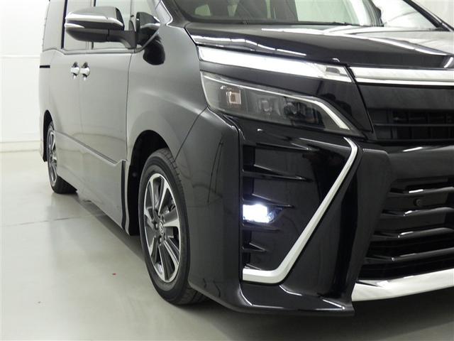 ヴォクシー ＺＳ　煌ＩＩＩ　衝突被害軽減システム　メモリーナビ　フルセグ　バックカメラ　ＥＴＣ　ドラレコ　ＣＤ　ミュージックプレイヤー接続可　後席モニター　オートクルーズコントロール　ＬＥＤヘッドランプ　両側電動スライド（7枚目）