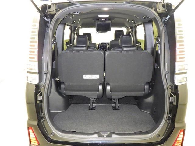 ヴォクシー ＺＳ　煌ＩＩＩ　衝突被害軽減システム　メモリーナビ　フルセグ　バックカメラ　ＥＴＣ　ドラレコ　ＣＤ　ミュージックプレイヤー接続可　後席モニター　オートクルーズコントロール　ＬＥＤヘッドランプ　両側電動スライド（28枚目）