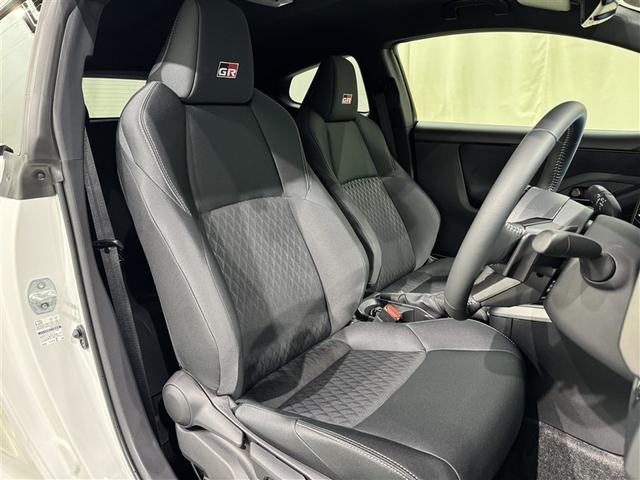 ＧＲヤリス ＲＺ　衝突被害軽減システム　メモリーナビ　フルセグ　バックカメラ　ＥＴＣ　ドラレコ　ミュージックプレイヤー接続可　オートクルーズコントロール　ＬＥＤヘッドランプ　スマートキー　キーレス　４ＷＤ　ワンオーナー（25枚目）