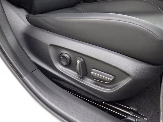 プリウス Ｚ　衝突被害軽減システム　フルセグ　バックカメラ　ＥＴＣ　ドラレコ　ミュージックプレイヤー接続可　電動シート　オートクルーズコントロール　ＬＥＤヘッドランプ　スマートキー　キーレス　４ＷＤ　ハイブリッド（30枚目）