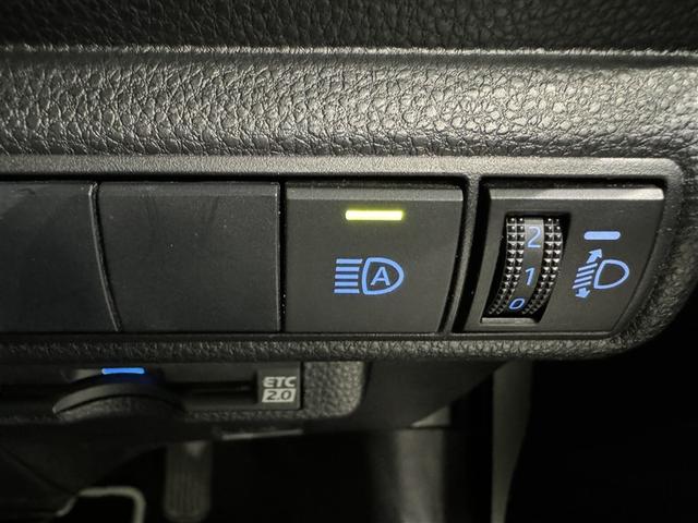 カローラツーリング ダブルバイビー　衝突被害軽減システム　メモリーナビ　フルセグ　バックカメラ　ＥＴＣ　ドラレコ　ＣＤ　ミュージックプレイヤー接続可　ＤＶＤ再生　オートクルーズコントロール　ＬＥＤヘッドランプ　スマートキー　キーレス（20枚目）