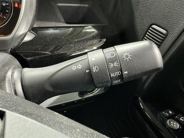 スペーシアカスタム ハイブリッドＸＳ　衝突被害軽減システム　メモリーナビ　フルセグ　バックカメラ　ＥＴＣ　ドラレコ　ＣＤ　ミュージックプレイヤー接続可　ＤＶＤ再生　ＬＥＤヘッドランプ　両側電動スライド　スマートキー　キーレス　ハイブリッド（23枚目）