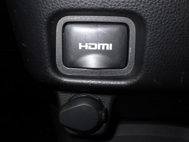 ノア ハイブリッドＳ－Ｚ　衝突被害軽減システム　メモリーナビ　フルセグ　バックカメラ　ＥＴＣ　ドラレコ　ＣＤ　ミュージックプレイヤー接続可　ＤＶＤ再生　後席モニター　オートクルーズコントロール　ＬＥＤヘッドランプ　乗車定員７人（17枚目）