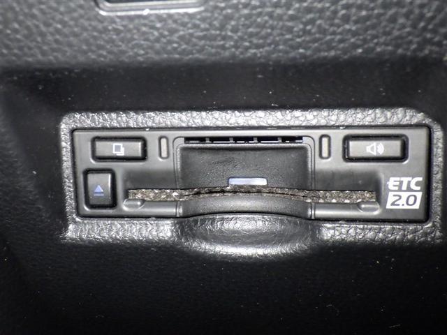 ノア ハイブリッドＳ－Ｚ　衝突被害軽減システム　メモリーナビ　フルセグ　バックカメラ　ＥＴＣ　ドラレコ　ＣＤ　ミュージックプレイヤー接続可　ＤＶＤ再生　後席モニター　オートクルーズコントロール　ＬＥＤヘッドランプ　乗車定員７人（19枚目）