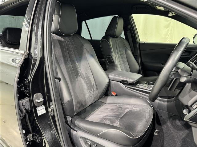 クラウンハイブリッド ＲＳアドバンス　衝突被害軽減システム　メモリーナビ　フルセグ　バックカメラ　ＥＴＣ　ＣＤ　ミュージックプレイヤー接続可　ＤＶＤ再生　電動シート　オートクルーズコントロール　ＬＥＤヘッドランプ　スマートキー　キーレス（28枚目）