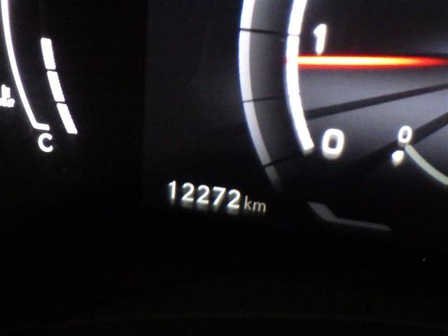 ＮＸ ＮＸ３５０　Ｆスポーツ　衝突被害軽減システム　フルセグ　バックカメラ　ＥＴＣ　ドラレコ　ミュージックプレイヤー接続可　サンルーフ　革シート　電動シート　オートクルーズコントロール　ＬＥＤヘッドランプ　スマートキー　キーレス（23枚目）